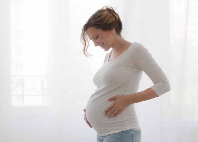 Bà bầu 1 tháng nên ăn gì để tốt cho thai nhi mà nhiều người chưa biết?