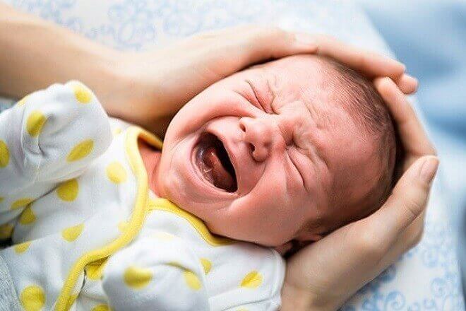 Dấu hiệu trẻ sơ sinh bị tiêu chảy sủi bọt là gì? Trẻ sơ sinh bị tiêu chảy phải làm sao? Xem ngay triệu chứng tiêu chảy ở trẻ sơ sinh